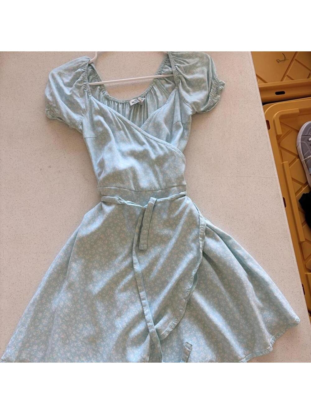 Hollister Blue Floral Satin Wrap Dress | Size Small